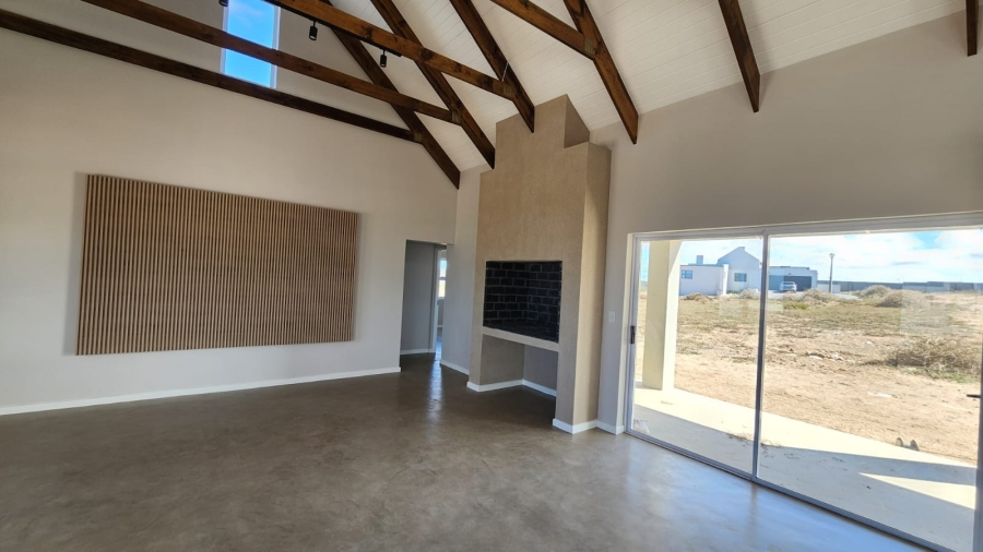 3 Bedroom Property for Sale in Hoogland Western Cape